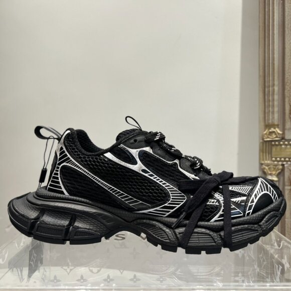 Balenciaga 3XL Sneaker - Picture 3 of 9